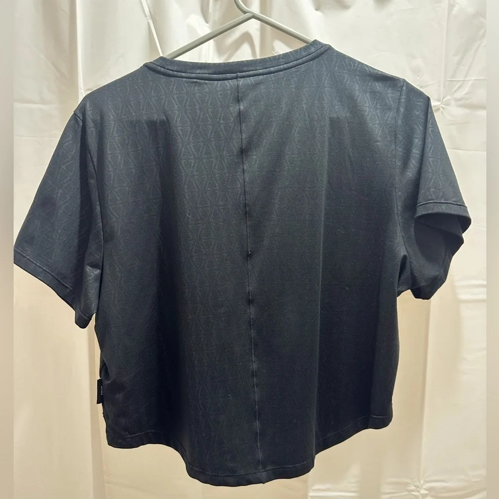 Nike Women's Black Patterned Crop Top